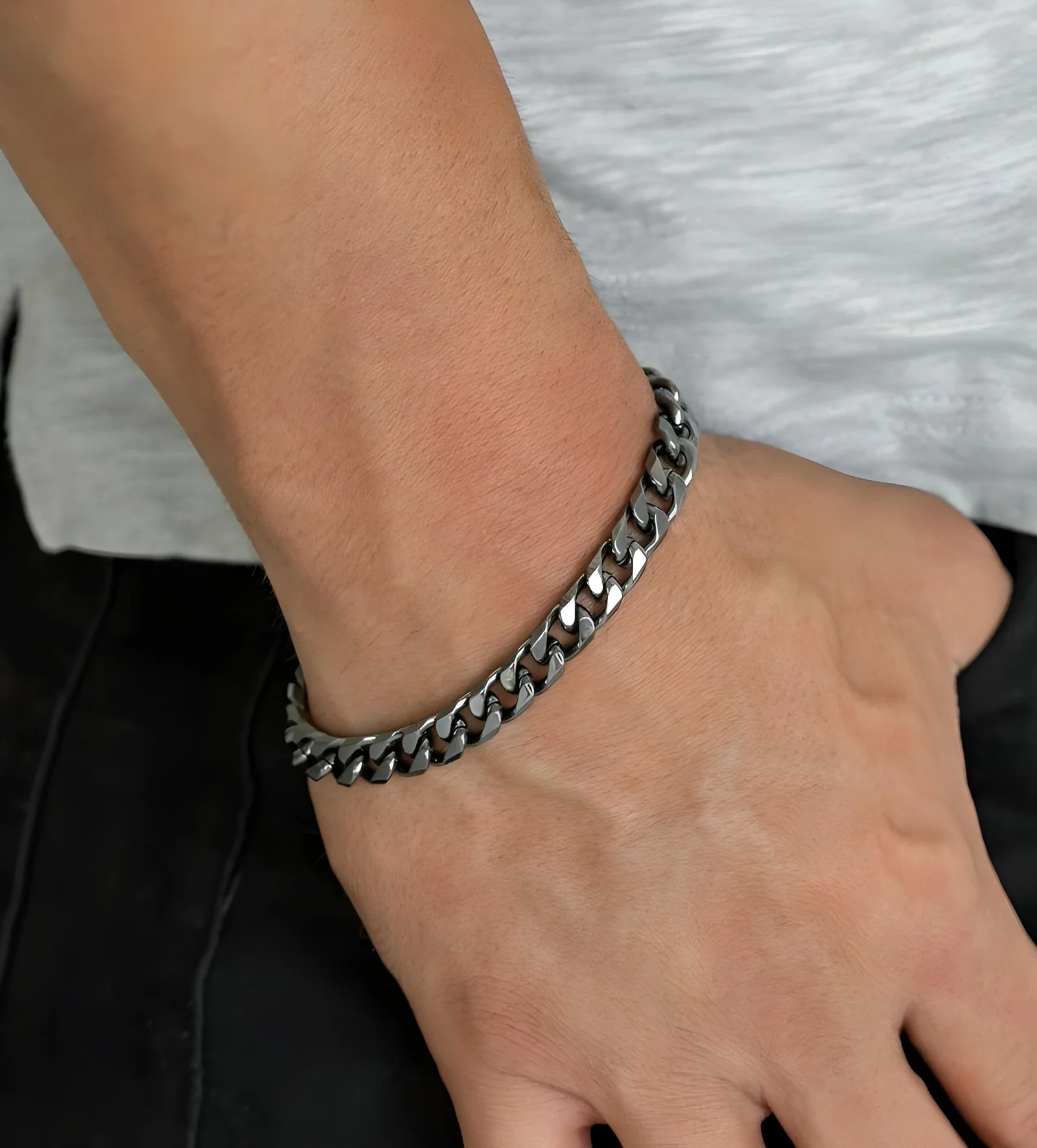 Men’s Chain Bracelet – Stylish & Durable Fashion Accessory for Men